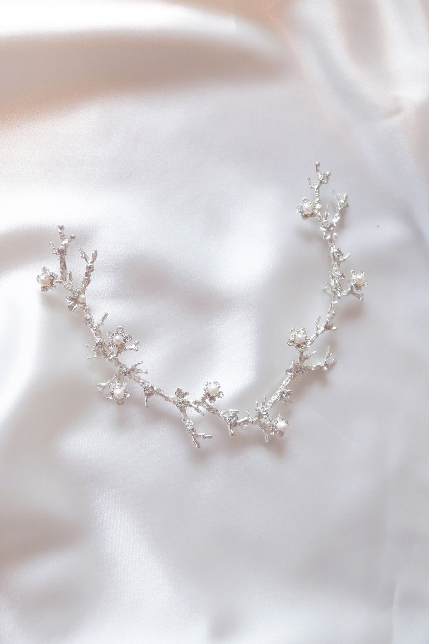 Anthea bridal jewelry hair vine with silver and freshwater pearls. Floral branches. Bridal Hair Accessories. Bridal Accessories. Canadian Bridal Accessories. Handmade Canadian Accessories. Canadian handmade Accessories. Canadian weddings. Wedding Canada. Organic pearl accessories. Pearl Bridal Hair Accessories. Pearl Bridal Accessories.