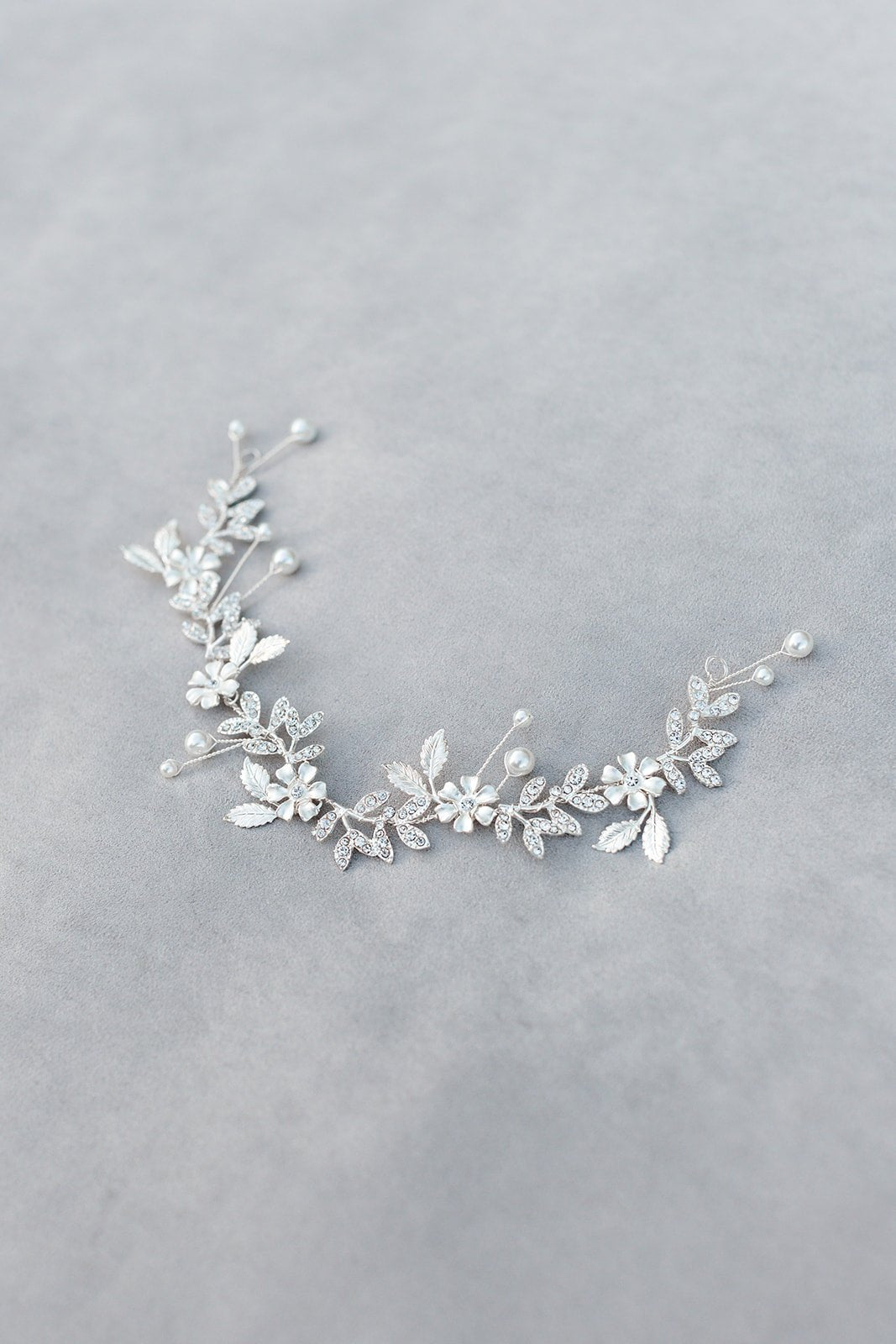 Astoria Flower and Cubic Zirconia Leaf Hairvine for Bridal Accessories. Bridal Hair Accessories. Canadian Bridal Accessories. Handmade Canadian Accessories. Canadian handmade Accessories. Canadian weddings. Wedding Canada. Organic pearl accessories. Pearl Bridal Hair Accessories. Pearl Bridal Accessories.