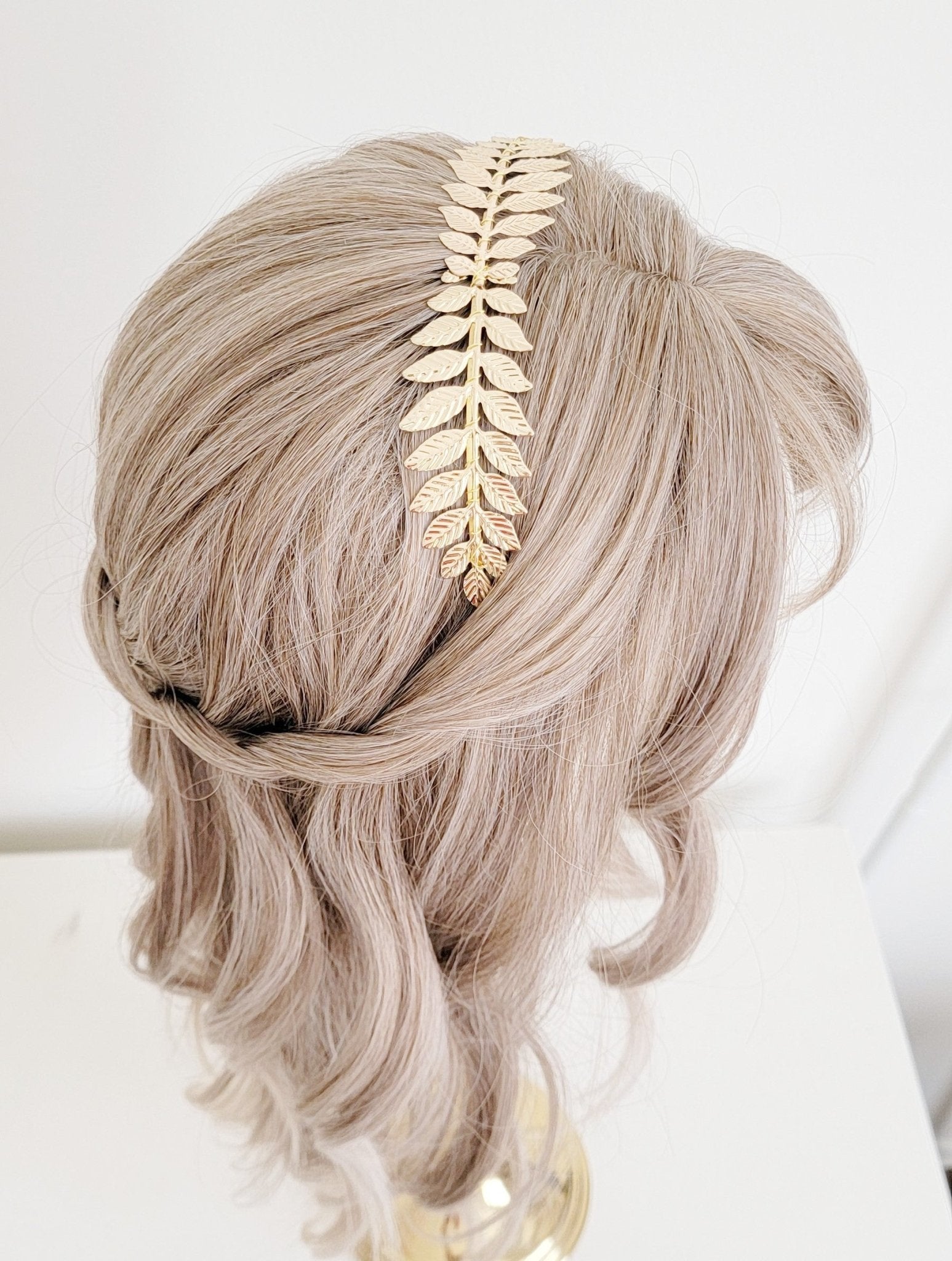 Gold wire-wrapped laurel leaf headband for wedding hairstyle. Bridal Hair Accessories. Bridal Accessories. Canadian Bridal Accessories. Handmade Canadian Accessories. Canadian handmade Accessories. Canadian weddings. Wedding Canada.