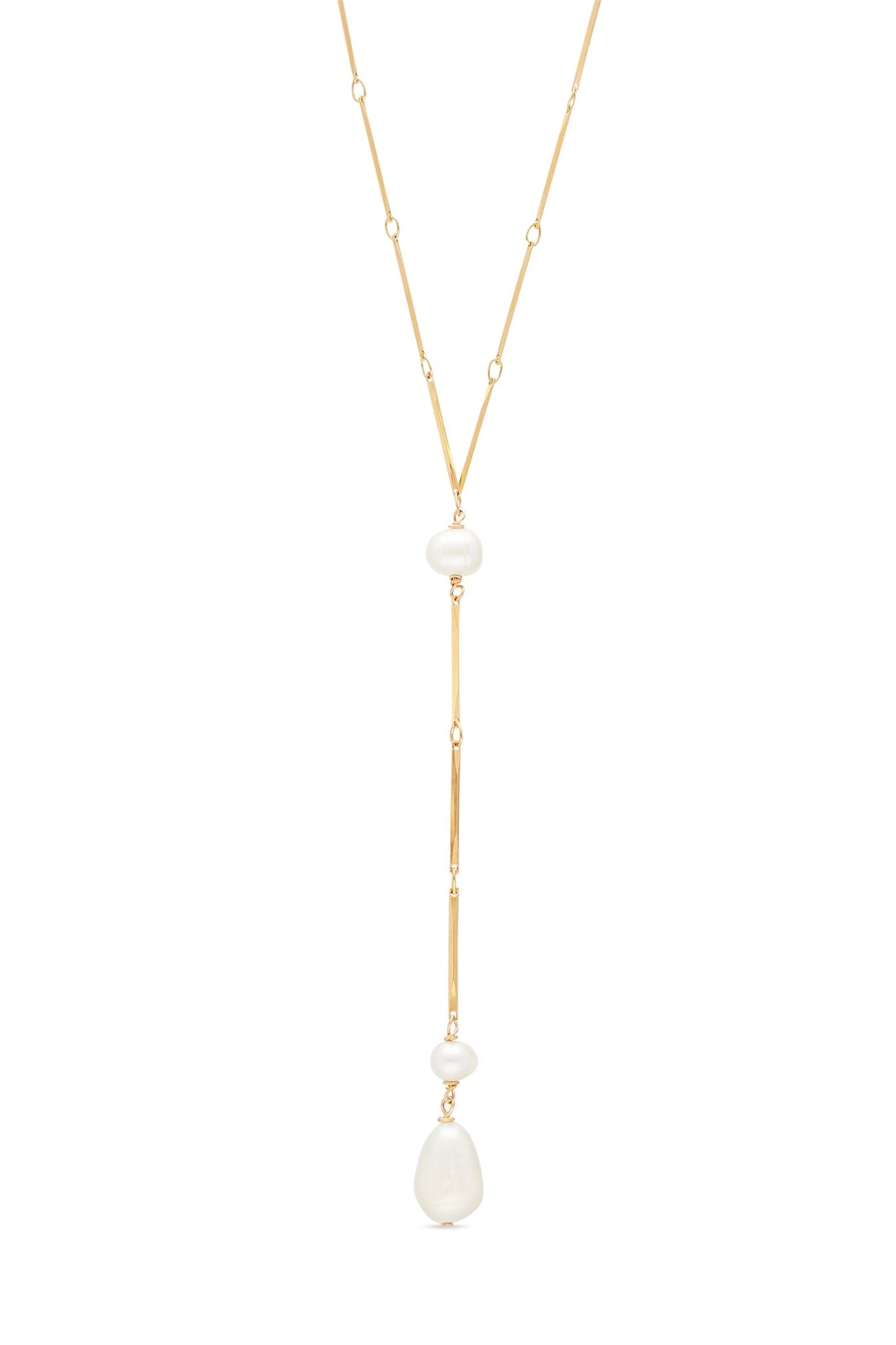 Long-link gold-filled drop necklace with freshwater pearls. Pearl jewelry Canada. Canadian jewelry brands.