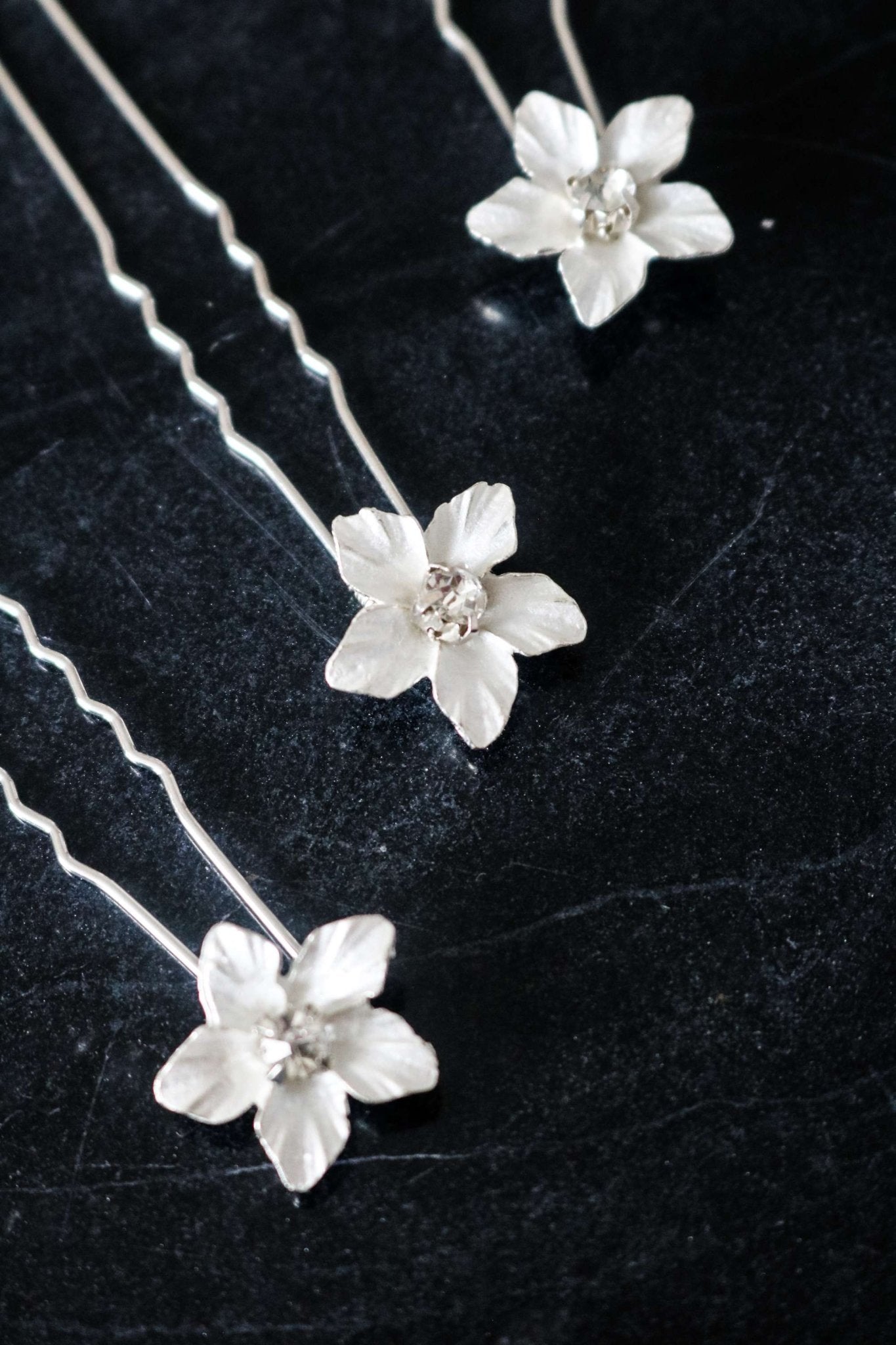 A set of 3 single Feya Crystal Flower Bridal Hairpins. Canadian jewelry designer. Bridal jewelry Canada. Sterling Silver jewelry Canada. Canadian jewelry brands. Affordable Canadian jewelry brands
Handmade Canadian jewelry.