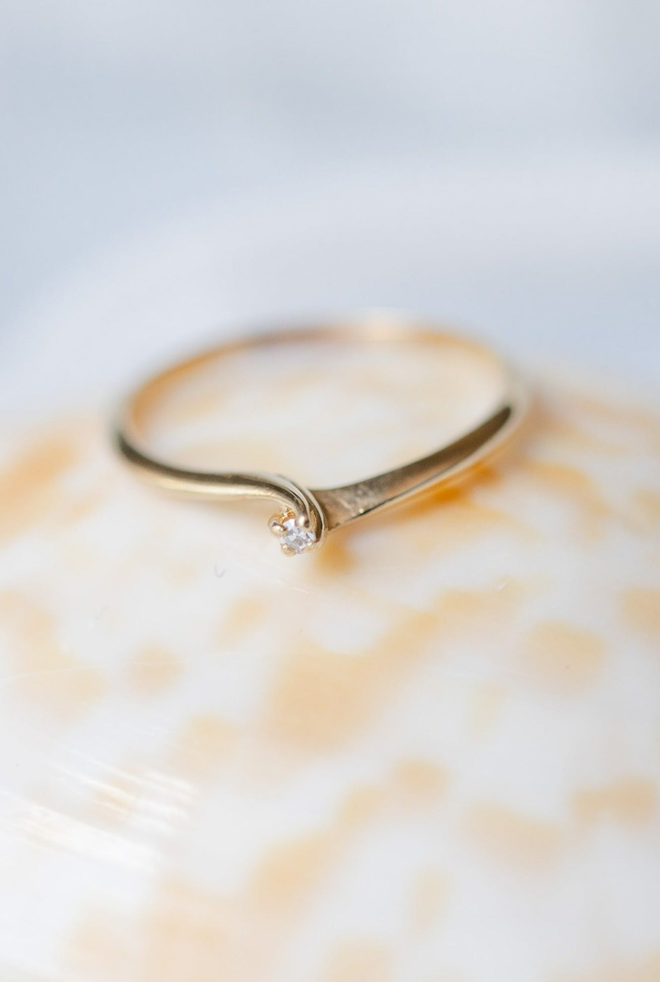Extreme close of up the Hale 14K Yellow Gold Vintage Diamond Engagement Ring. Antique Engagement Rings Canada. Canadian vintage engagement rings. Vintage engagement rings Canada. Bridal jewelry Canada. Canadian weddings. Wedding Canada. Canadian bridal jewelry. Woman-owned Canadian jewelry brand. Canadian jewelry business.