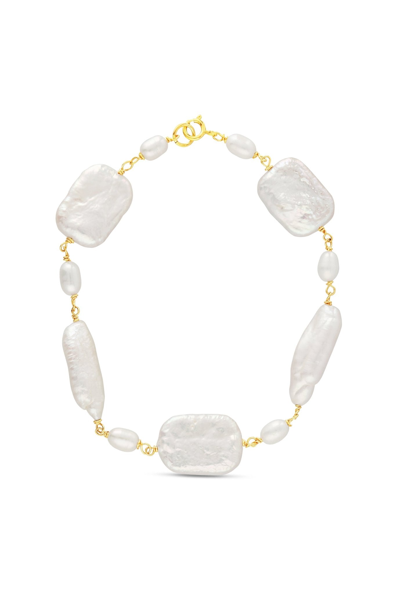 The Gold Oceane Freshwater pearl bracelet. Handmade jewelry Canada.  Pearl Bridal jewelry Canada.
