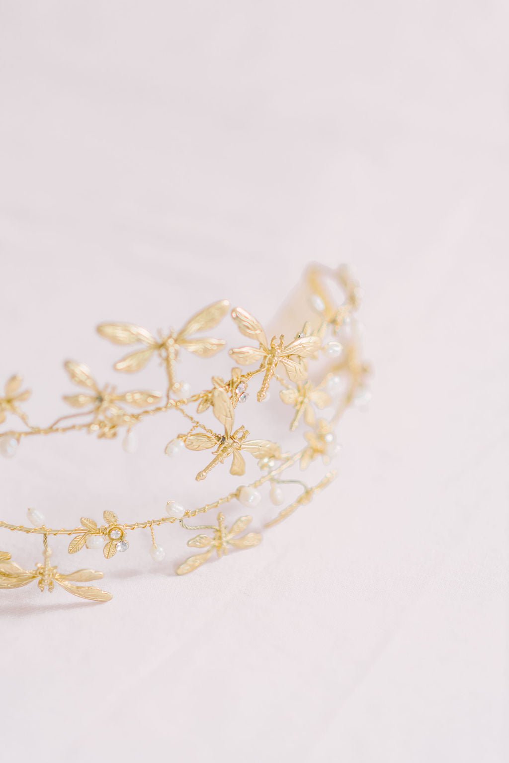 Golden double banded freshwater pearl dragonfly crown.