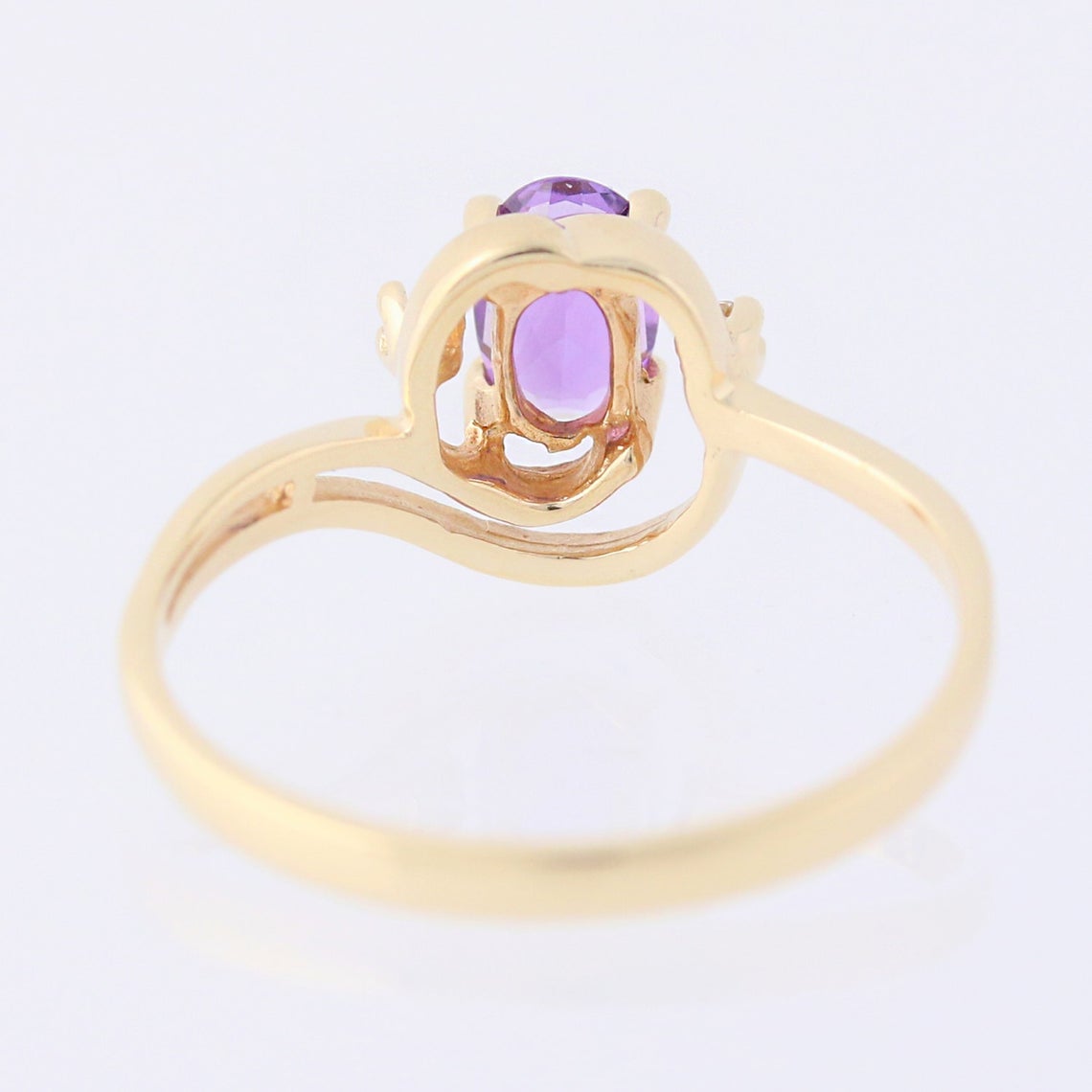 Viola Diamond and Amethyst Vintage Engagement Ring in 10k Yellow Gold c.1920s-2