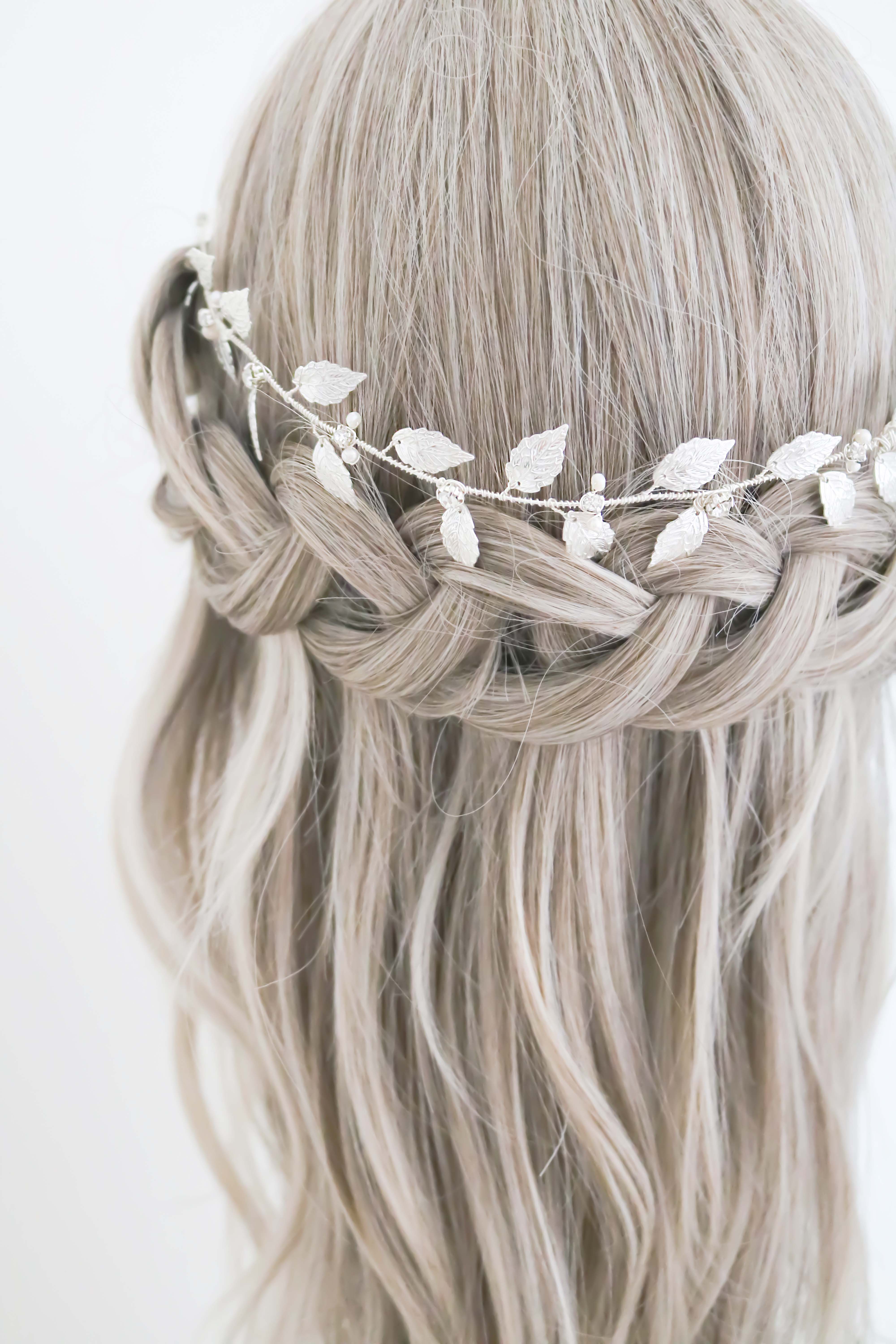 Aelia Leaf and Fresh Water Pearl Crystal Hair Circlet-10