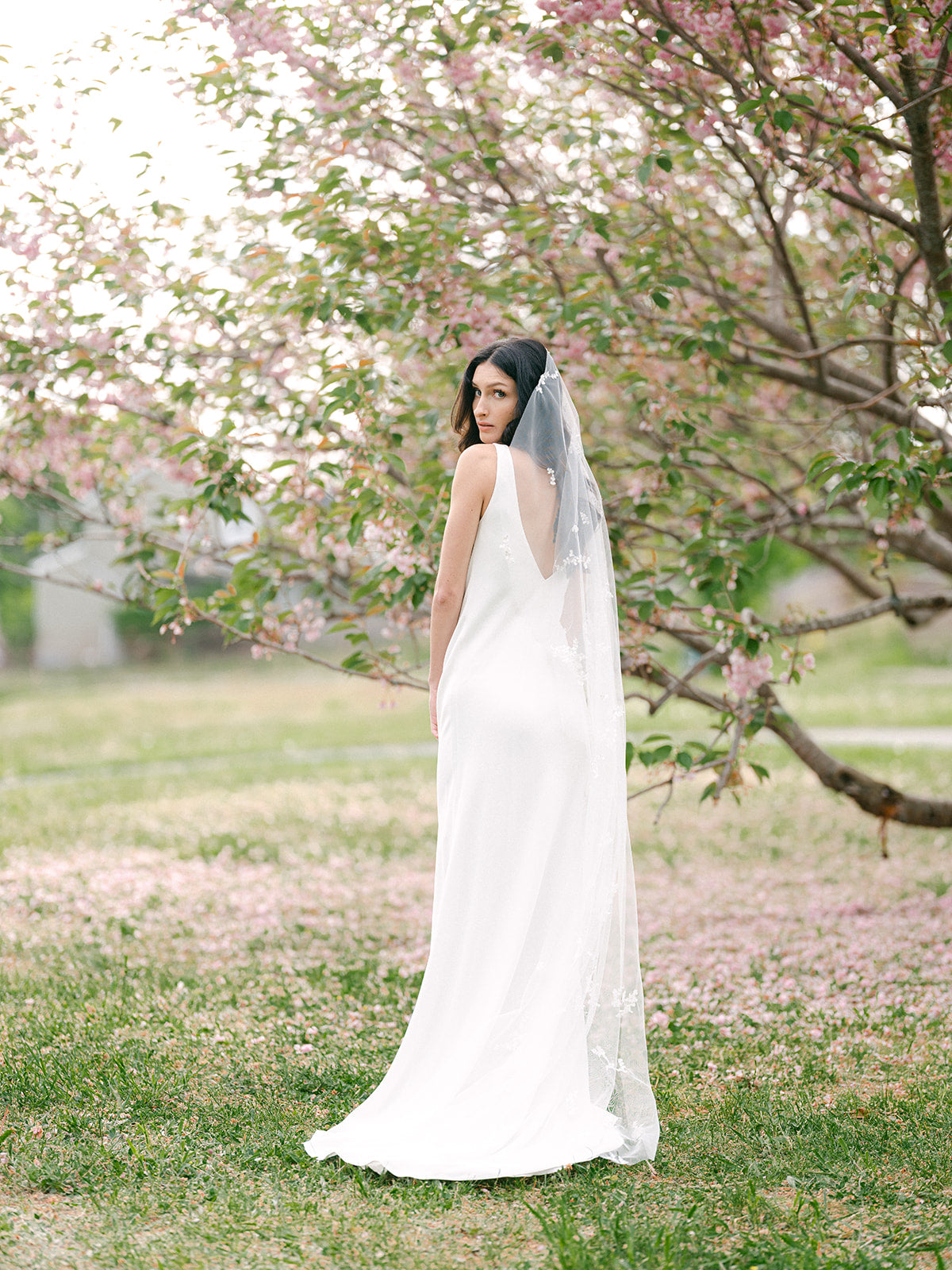 Wisteria Lace Leaf Wedding Veil-6