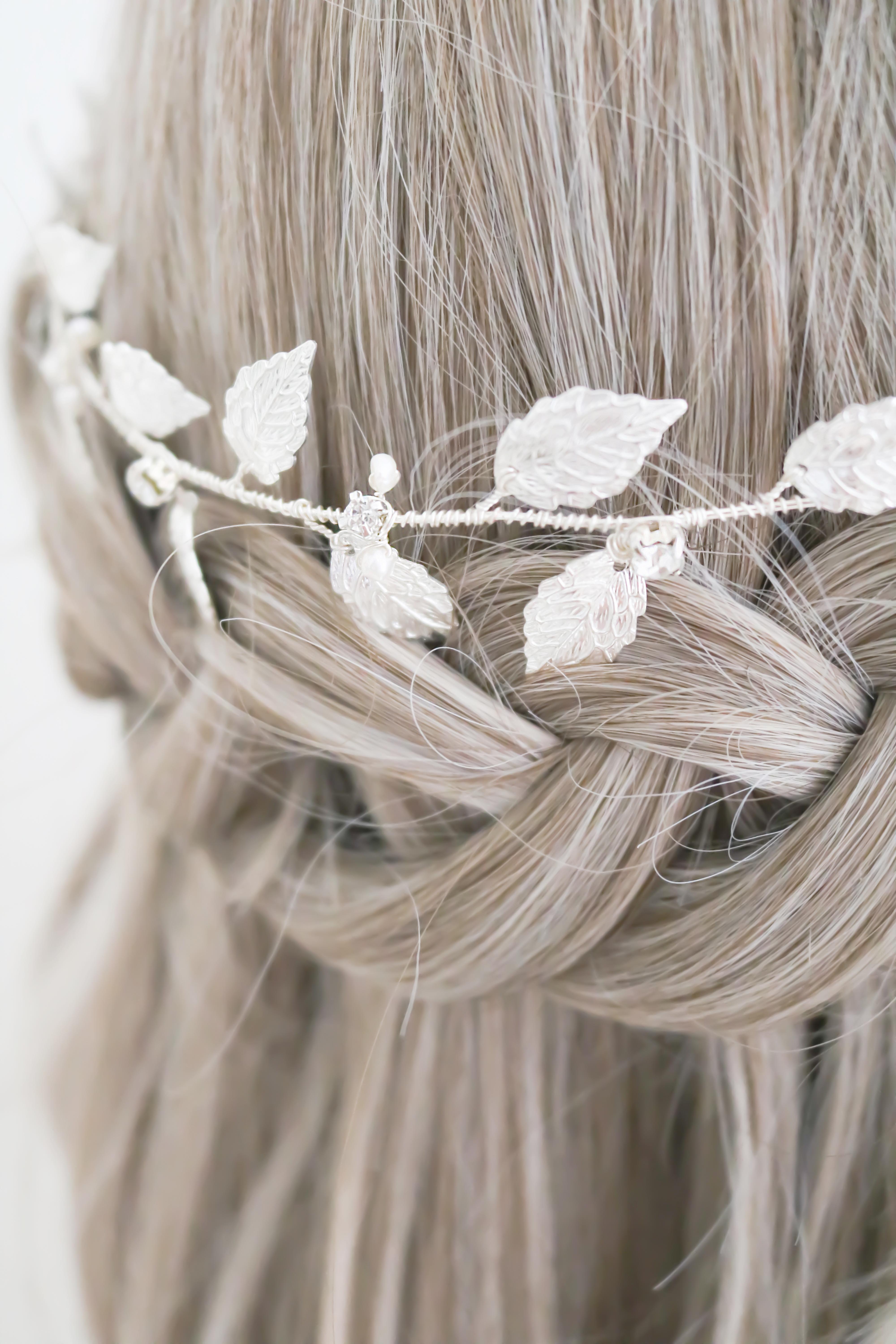 Aelia Leaf and Fresh Water Pearl Crystal Hair Circlet-11