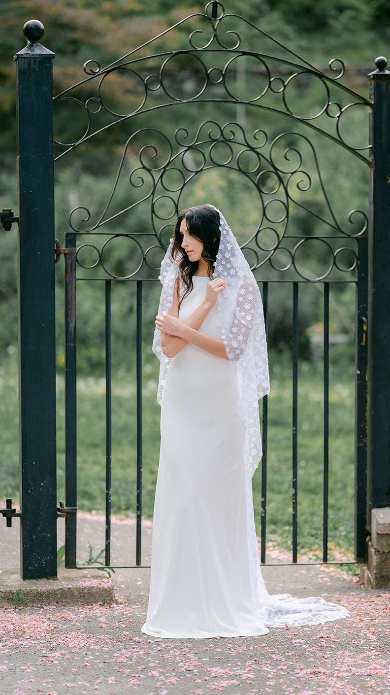 Sonnet Floral Wedding Veil-11