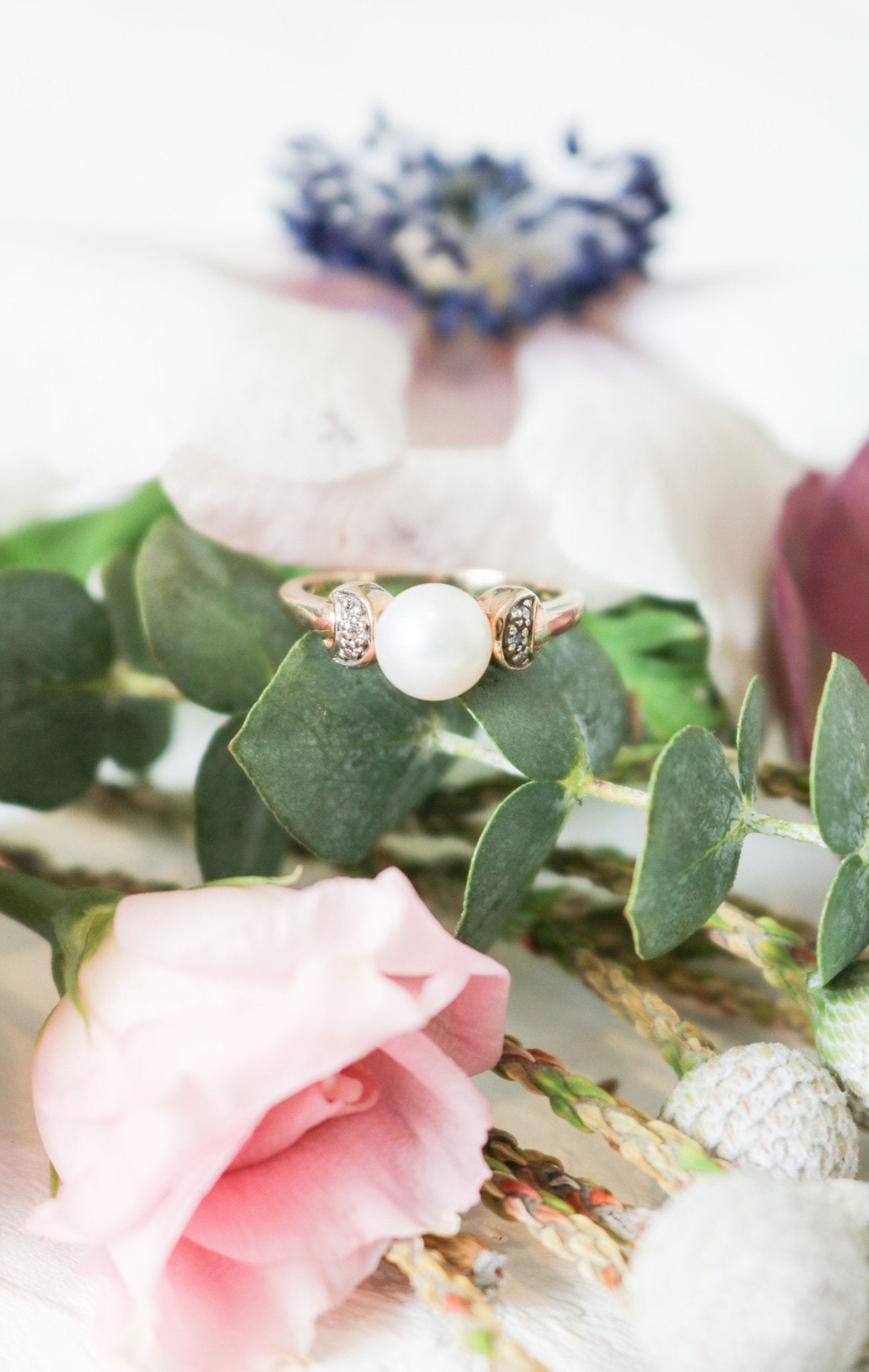 Luna Diamond and Pearl Vintage Engagement Ring in 9ct Gold-11