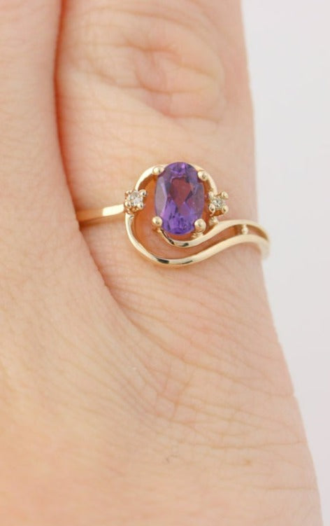Viola Diamond and Amethyst Vintage Engagement Ring in 10k Yellow Gold c.1920s-7