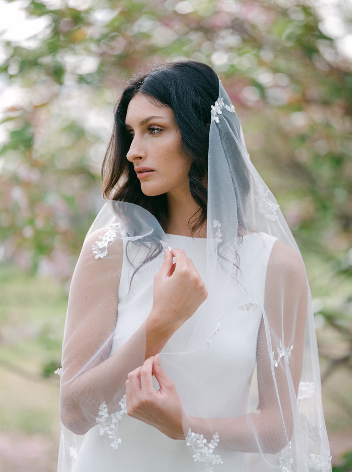 Wisteria Lace Leaf Wedding Veil-7