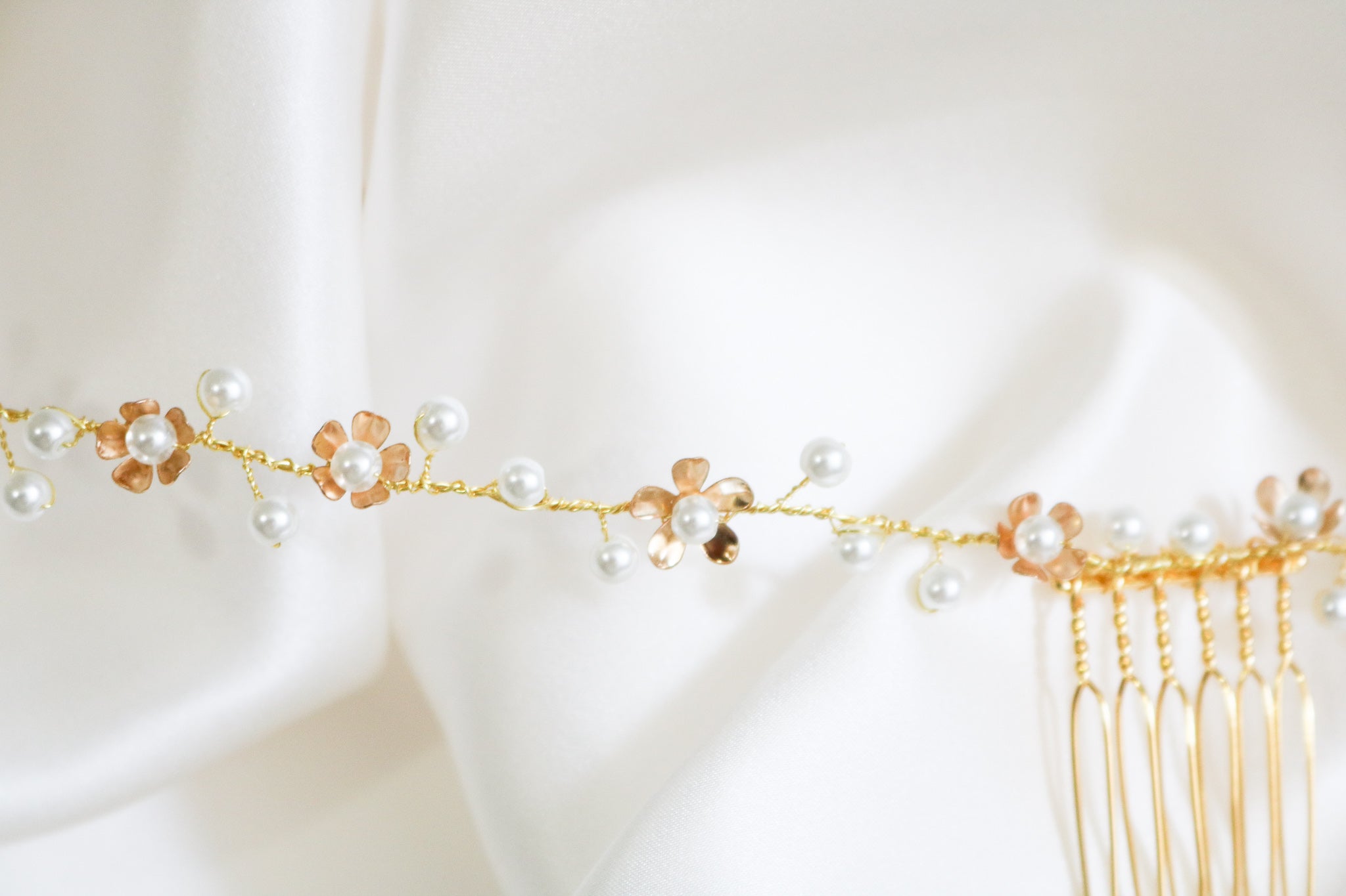 Juliette Floral Pearl Hairvine-3