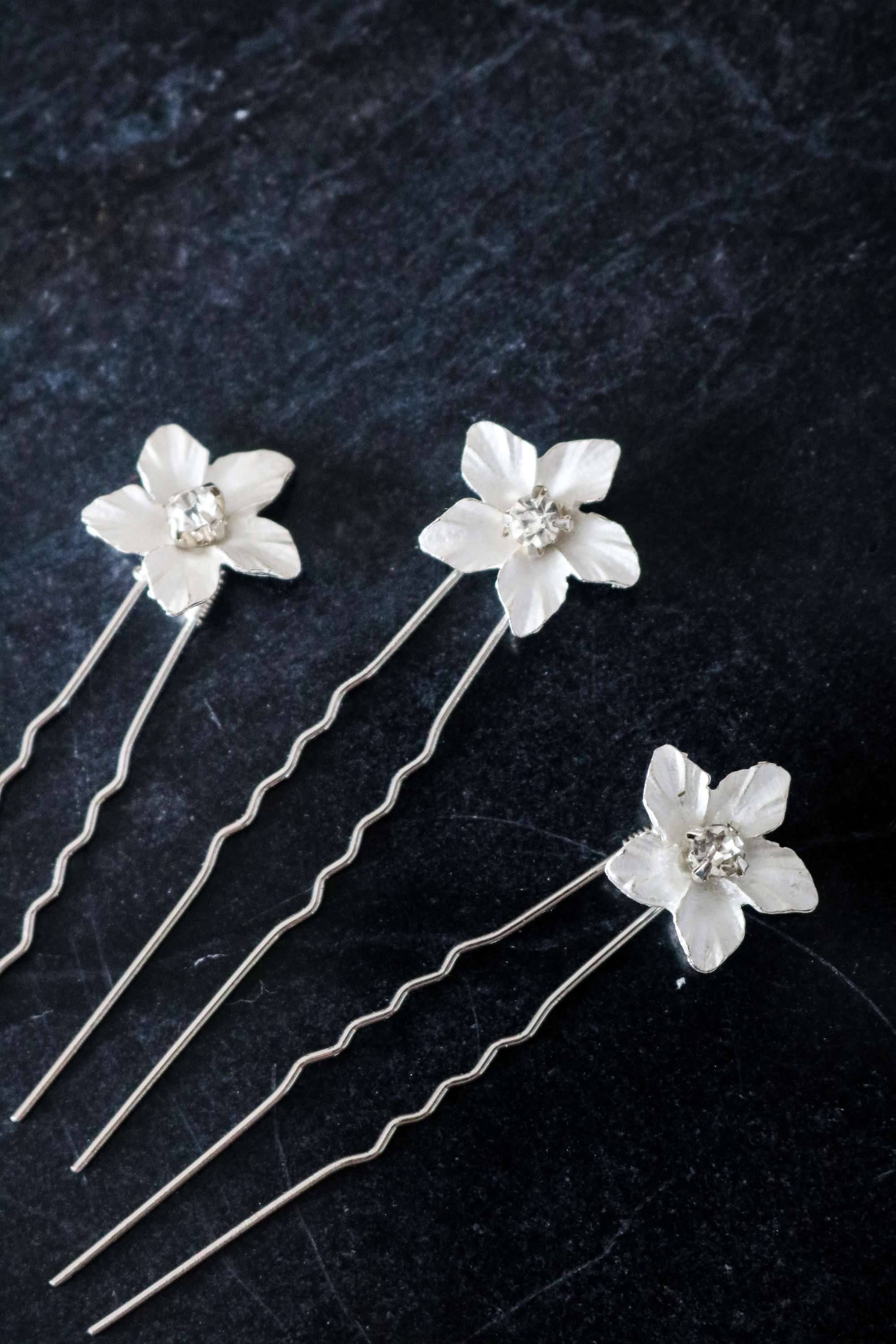 Feya Crystal Flower Hairpin-3