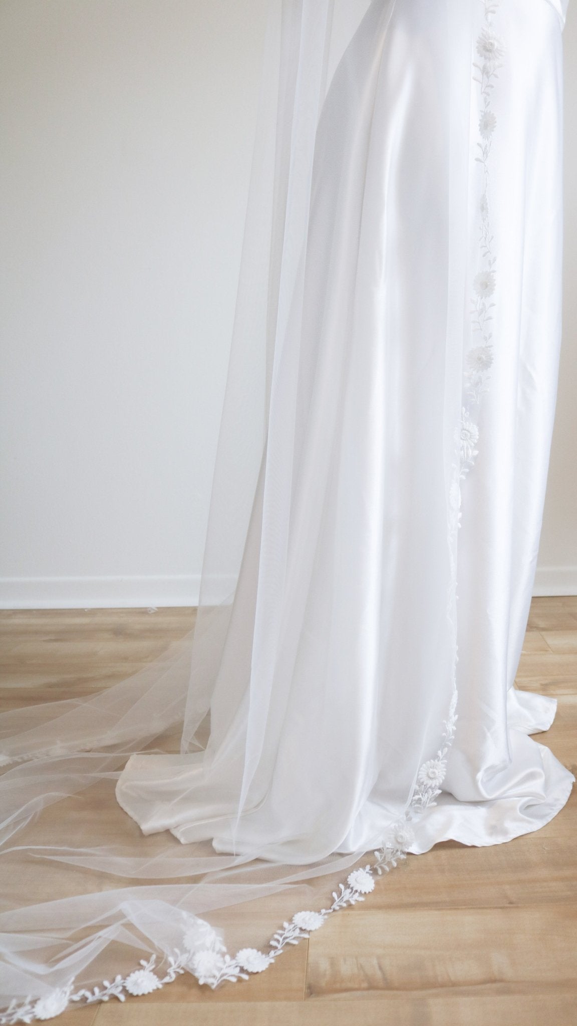 Sienna Floral Vine Bridal Veil-9