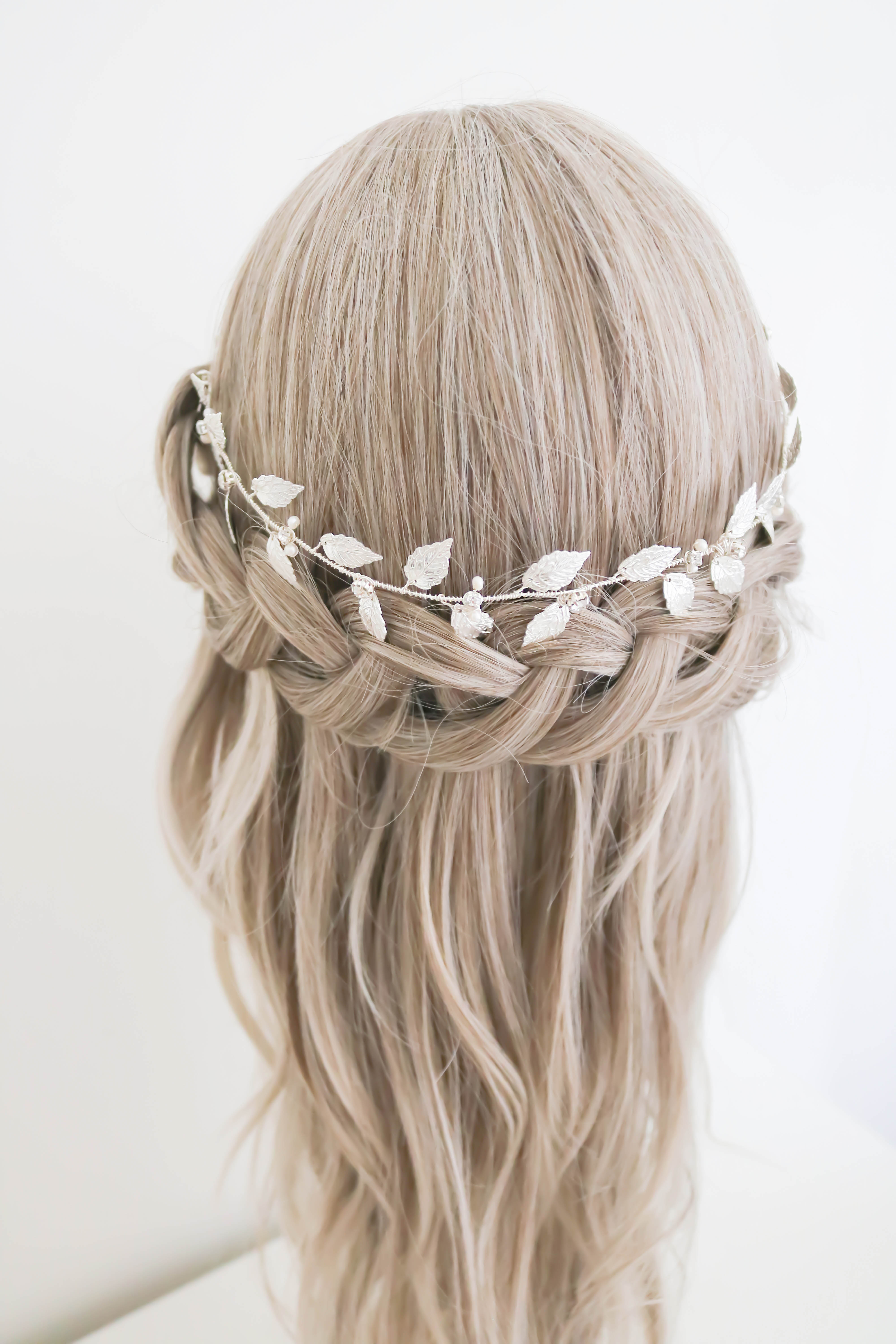 Aelia Leaf and Fresh Water Pearl Crystal Hair Circlet-13