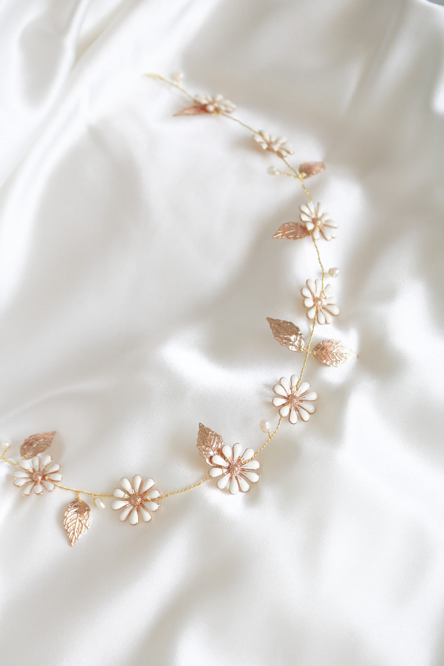 Daisy Chain Hairvine with Fresh Water Pearls-5