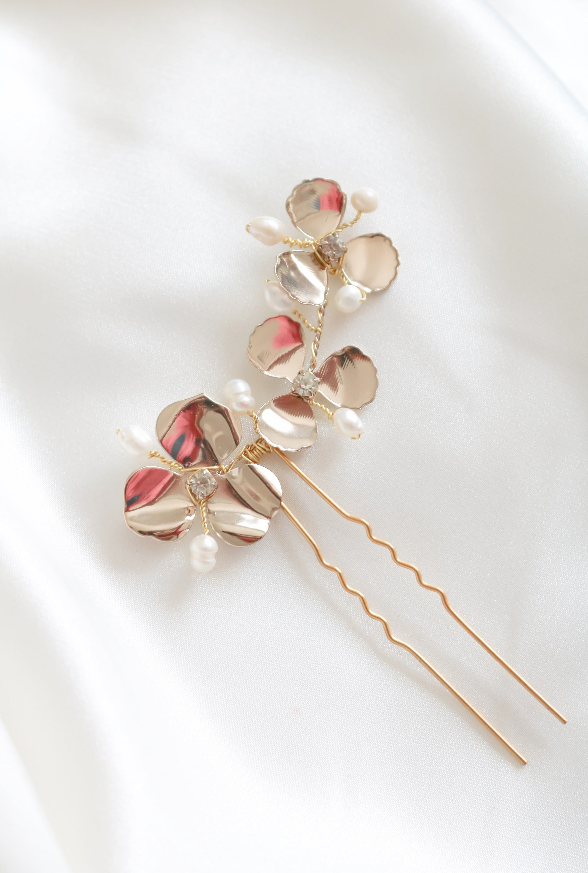Posey Flower Hairpin with Fresh Water Pearls-1