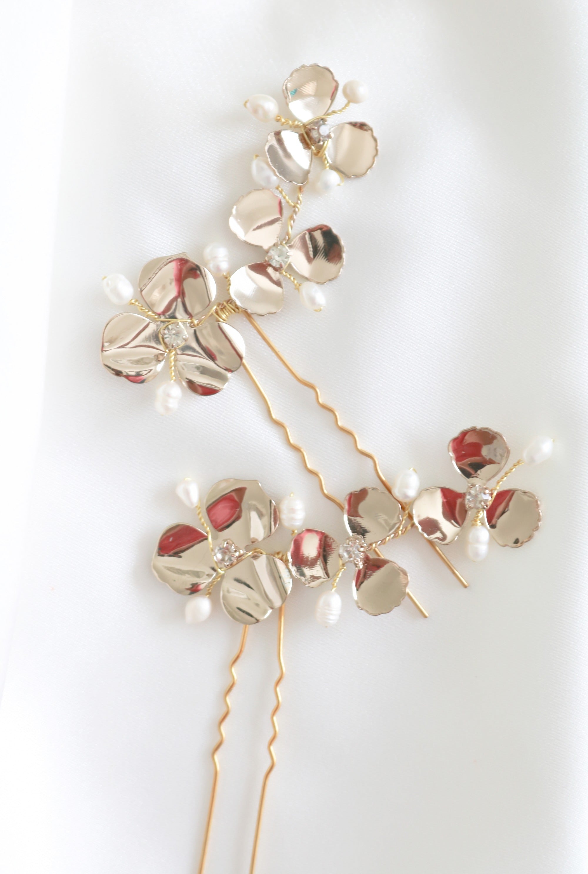 Posey Flower Hairpin with Fresh Water Pearls-0