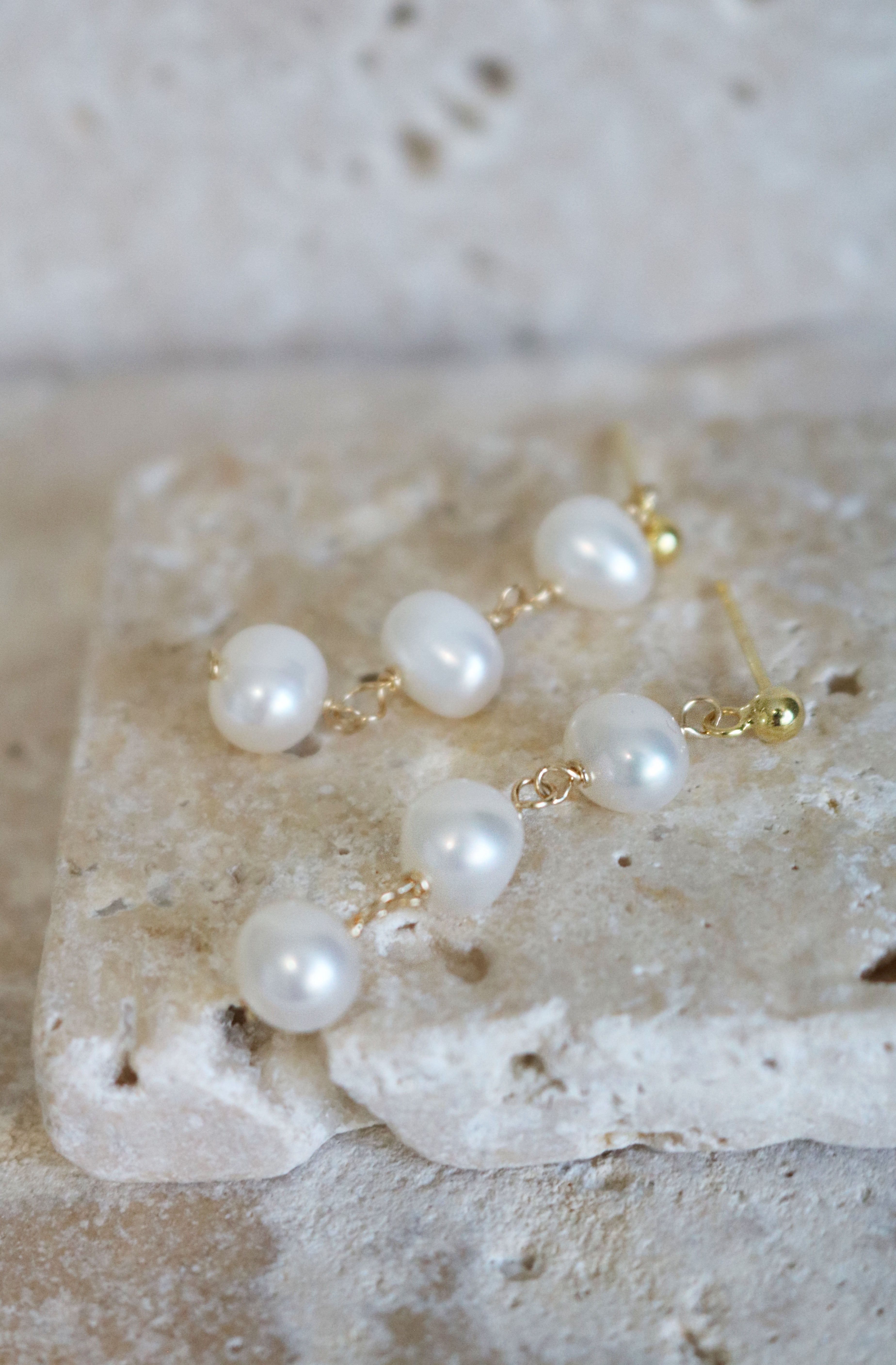 Isla Drop Fresh Water Pearl Studs-7