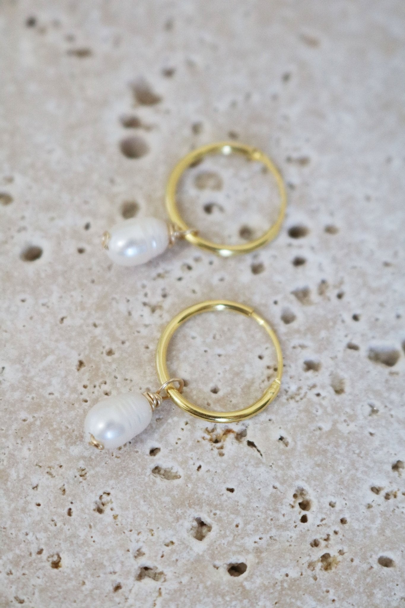 Golden wedding hoop earrings with freshwater pearls. 